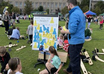 Dundee Science Centre Kids Activity at HubFest